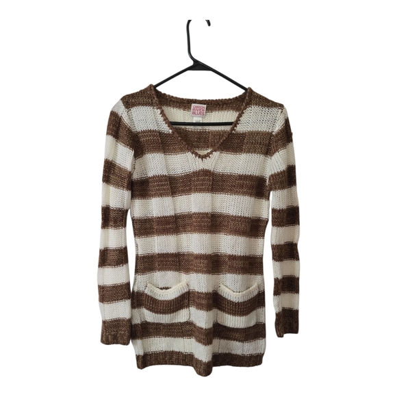 Canyon River Blues Sweaters - Canyon River Blues Brown and Cream V-Neck Sweater